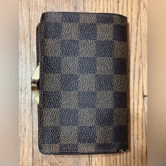 Louis Vuitton Damier Ebene Kiss Lock French Wallet and Box - Picture 3 of 12